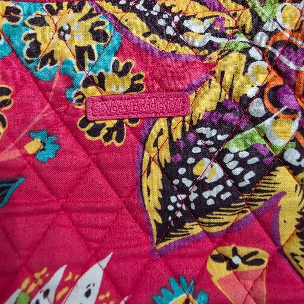 Vera Bradley panel signs